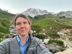 Mountain Retreat - Close to Lake and Ski Resorts  -- Laci B